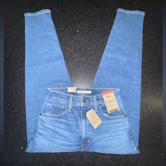 NEW LEVI’S HIGH WAISTED MOM DENIM BLUE JEANS TAPERED LEG SZ 27x27 - Picture 5 of 10